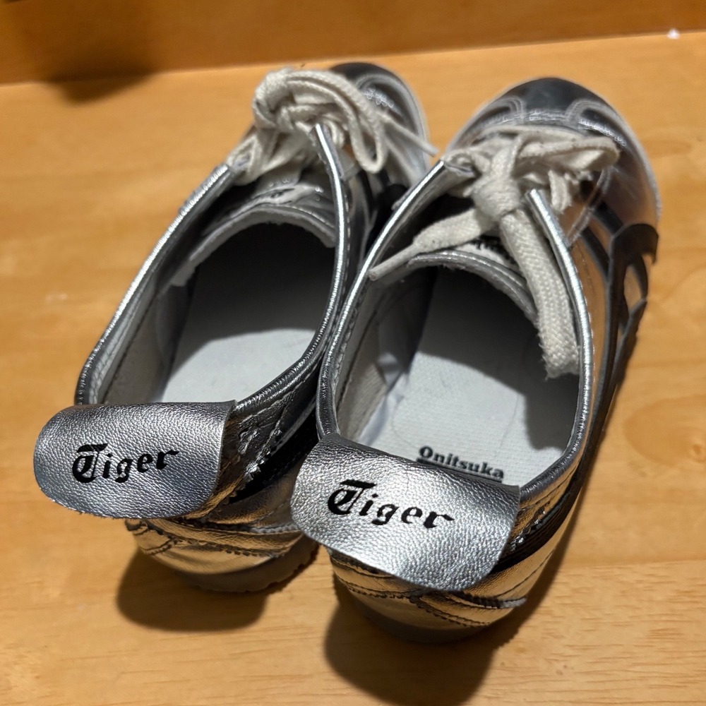 Onitsuka Tiger Mexico 66 Silver Black Metallic Leather Sneakers Retro C5